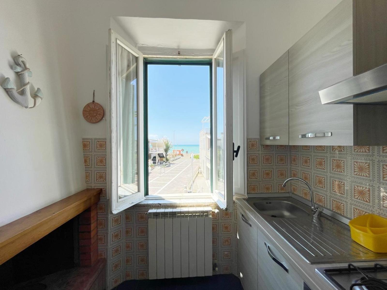 Villino Mirella A Marina Di Cecina By Zoom In Earth Apartment ภายนอก รูปภาพ